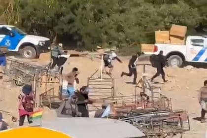 Ataque de contrabandistas a efectivos de Prefectura en Aguas Blancas, en la frontera con Bolivia