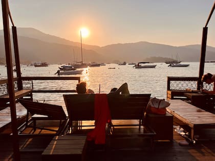 Atardecer en Bar do Che.