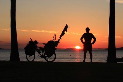 Contemplando un atardecer en Japón