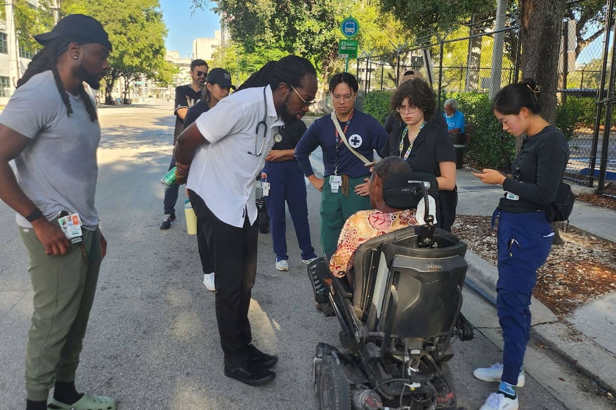 Atención médica gratuita para personas sin techo en Miami