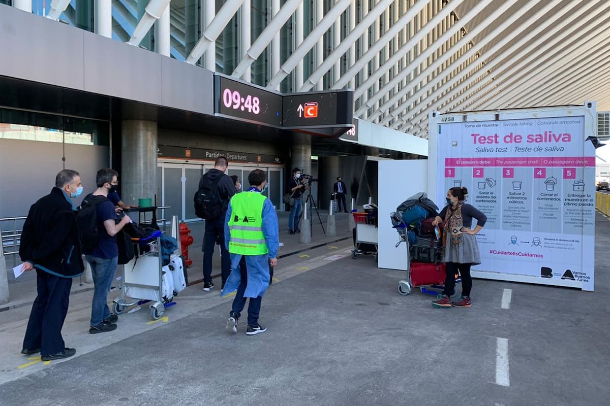 Aterrizó en Ezeiza el avión proveniente de Londres