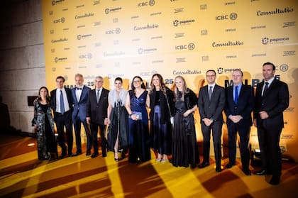 Athina Kanioura participó en la gala por los 25 años del Malba, que coincidió con el 80° cumpleaños de su fundador, Eduardo Costantini