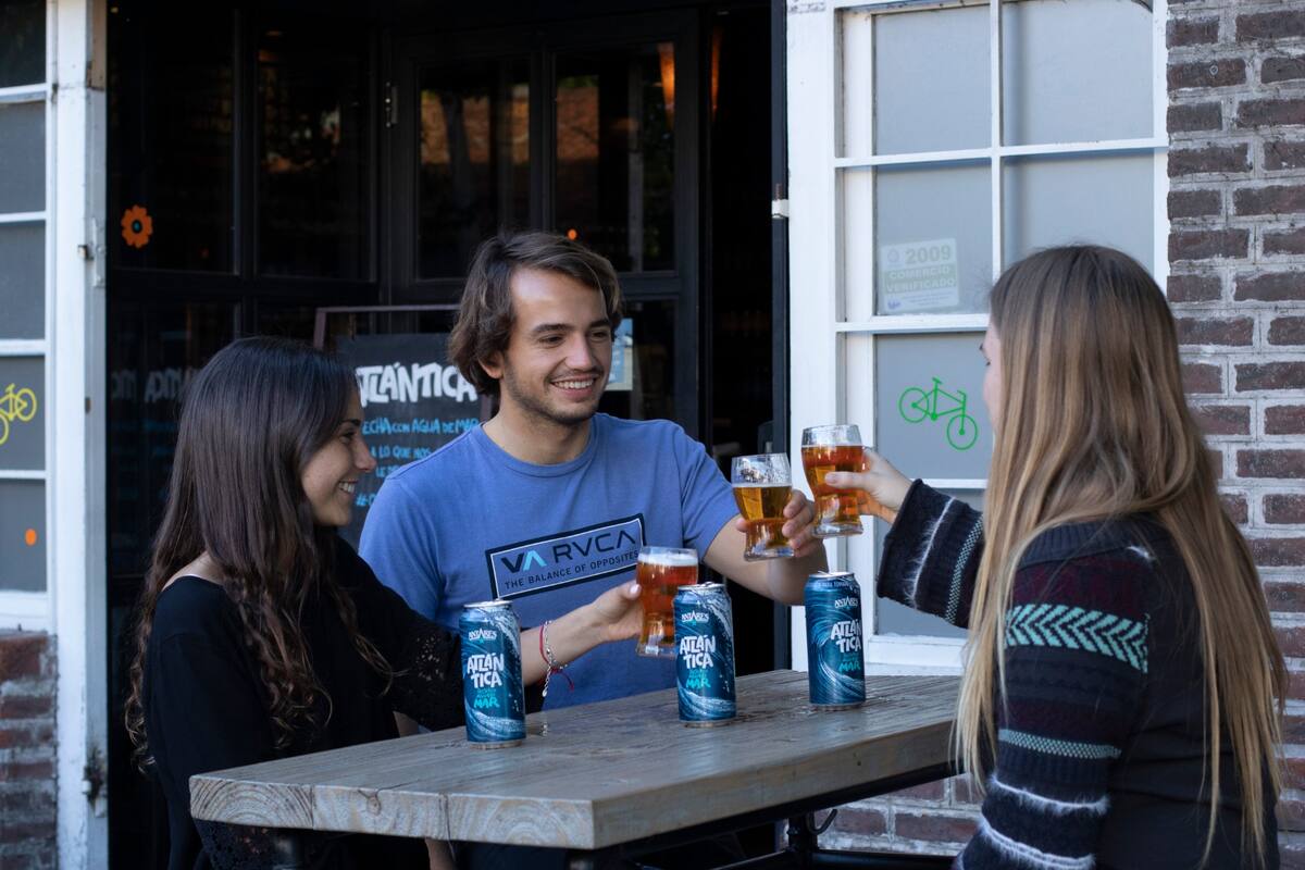 Atlántica, la cerveza hecha con agua de mar