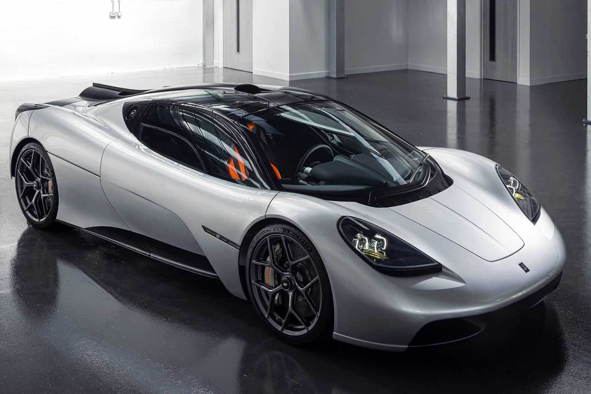 Atractivo. Es innegable que las líneas de este T.50 tienen similitudes con el McLaren F1