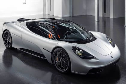 Atractivo. Es innegable que las líneas de este T.50 tienen similitudes con el McLaren F1