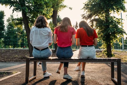 La movida de familias que buscan restringir las redes sociales a sus hijos y un eco inesperado