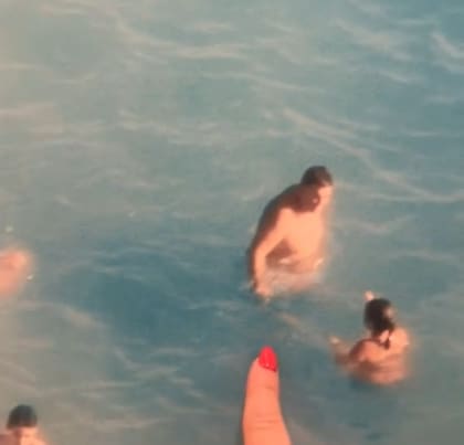 Aubrey Birrell señaló en la imagen de la propiedad donde se encontraban ella y su padre