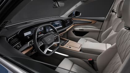 Audi presentó la tercera generación del Q7, su SUV grande
