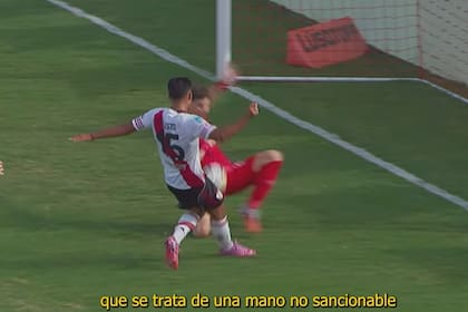 Audio VAR River Barracas