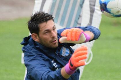 Augusto Batalla se lució en el empate sin goles entre Atlético Tucumán y Arsenal jugado en el estadio Julio Grondona. El equipo dirigido por Ricardo Zielinski disputó el cuarto amistoso de pretemporada para llegar en forma al inicio de la Superliga y la Copa Libertadores