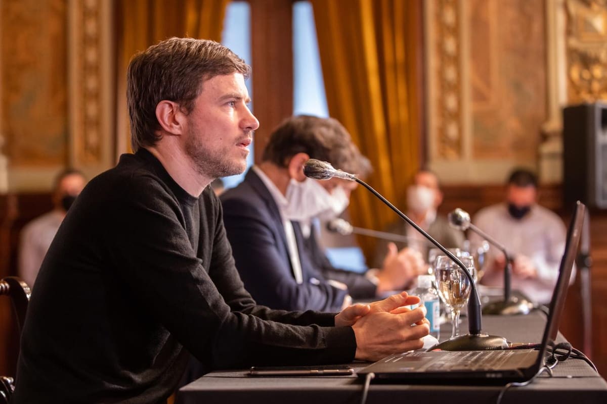 Augusto Costa Ministro de Producción Ciencia e Innovación Tecnológica junto a Axel Kicillof, gobernador de la Provincia de Buenos Aires