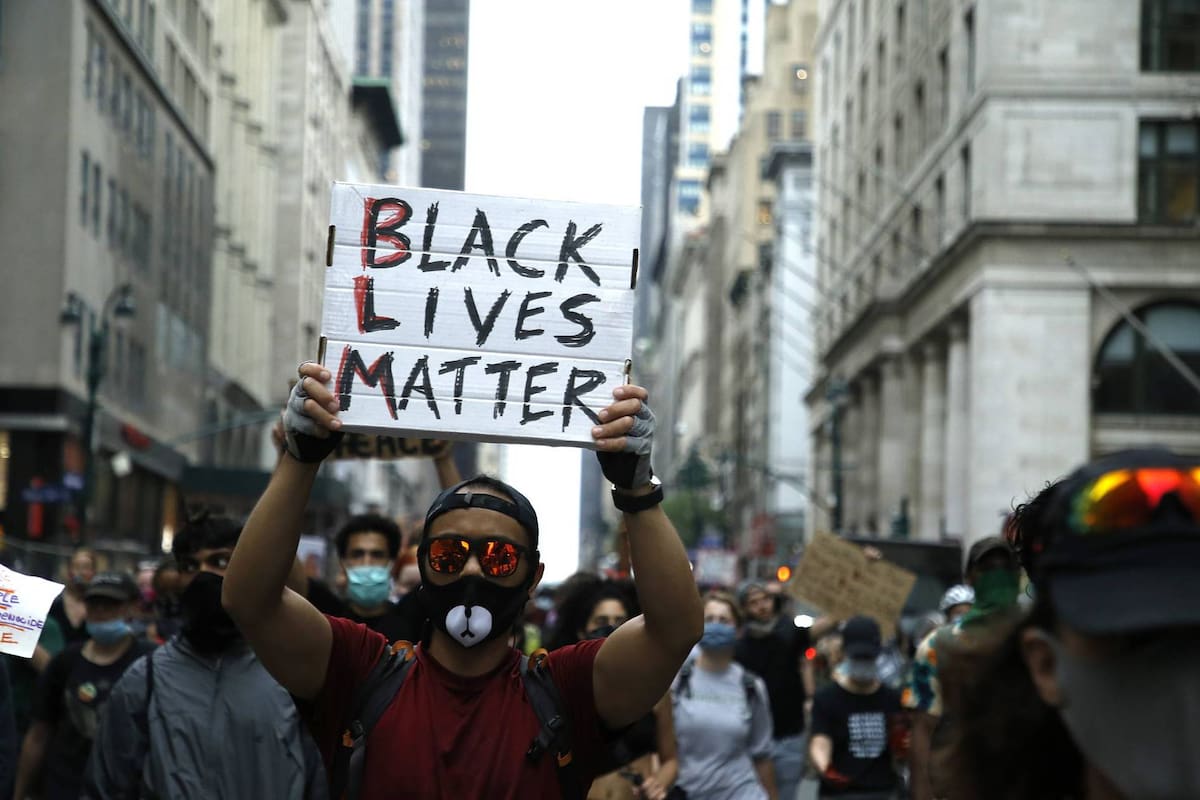 Aumentan las descargas de aplicaciones para interceptar las comunicaciones de los agentes o para encriptar las propias