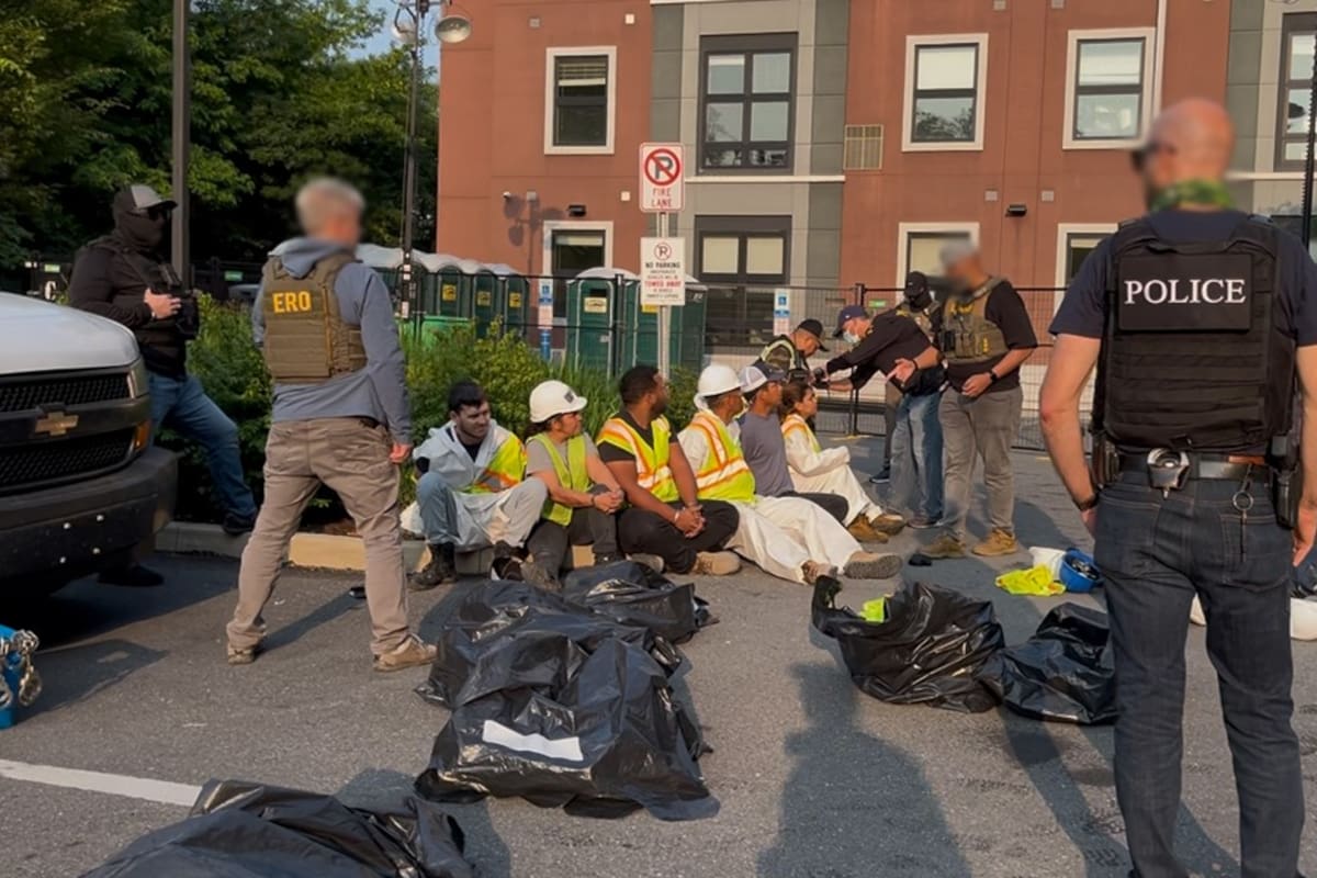 Aumentan número de migrantes detenidos por redadas de ICE en todo EE.UU. Facebook / Immigration And Customs Enforcement (ICE)