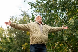 Aumentar la esperanza de vida saludable también está más alineado con lo que mucha gente quiere de su vida