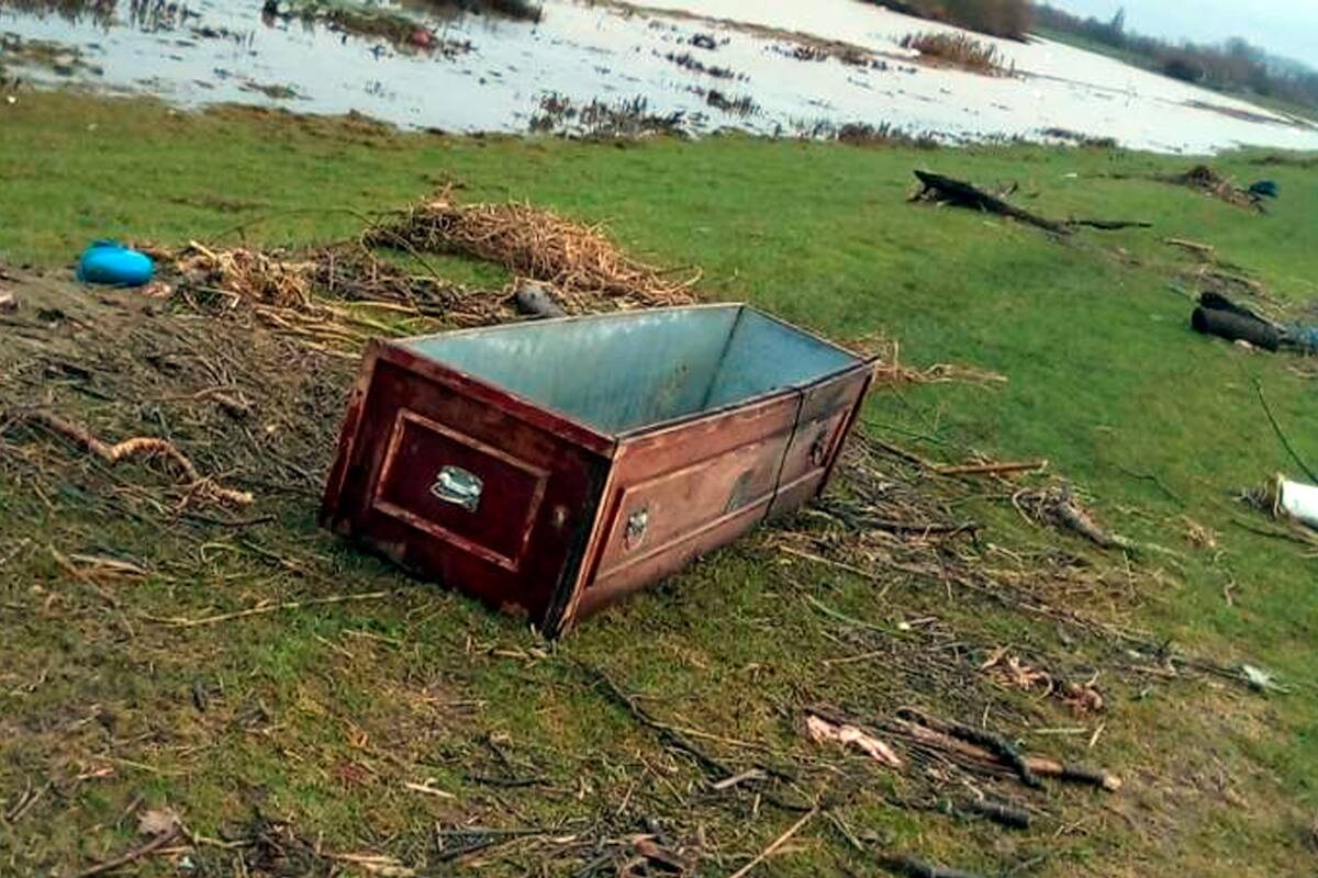 Aún no está claro cómo el ataúd terminó en ese lugar
