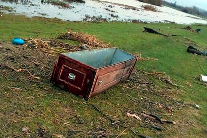 Aún no está claro cómo el ataúd terminó en ese lugar