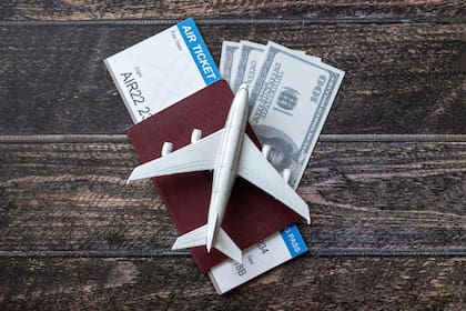 Aún se puede hacer el trámite de reintegro por la compra de dólar ahorro o compras con tarjeta en moneda extranjera durante un viaje en el exterior