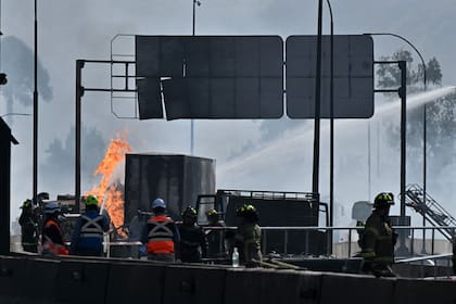 Aún se trabaja en el lugar para determinar el origen de la colisión