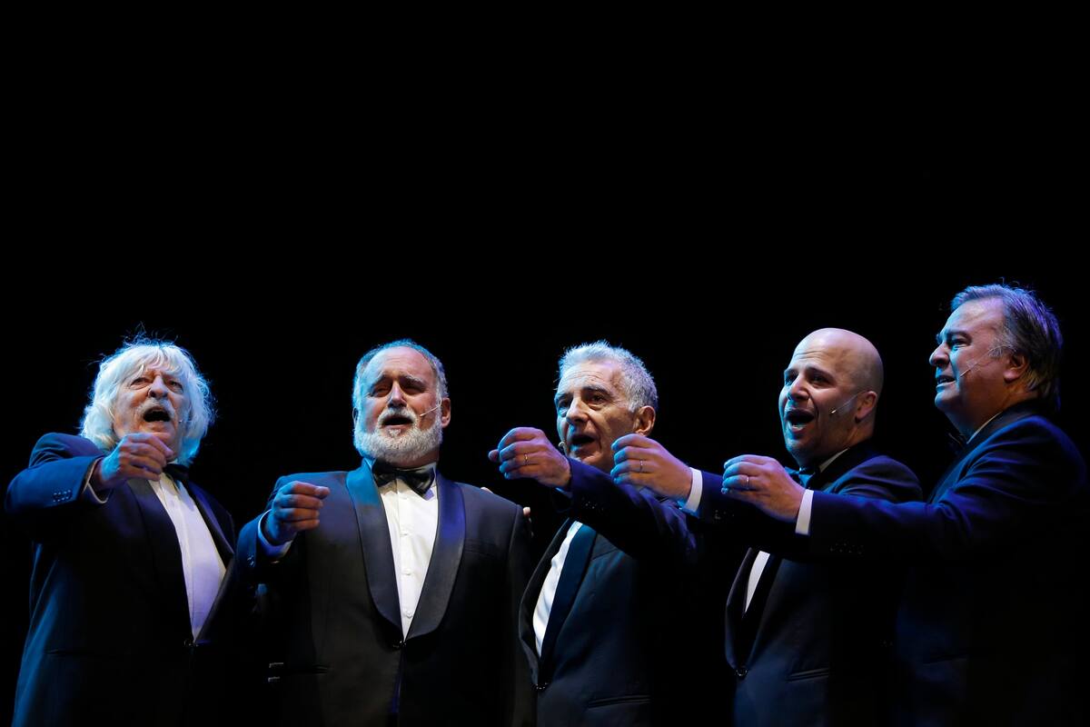 Aun sin Marcos Mundstock, Les Luthiers reunió a 20.000 personas en su espectáculo