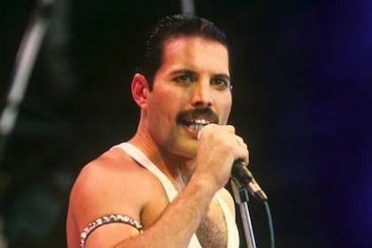 Freddie Mercury en el show de Queen en Live Aid