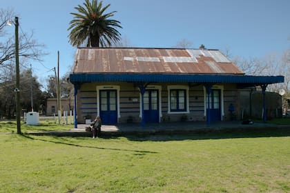 Aunque el ramal dejó de funcionar hace medio siglo, la estación se mantiene en pie y en muy buen estado