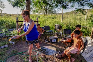 “Nos tratan como basura”. El pueblo que abastecía a toda una ciudad y ahora come de los residuos