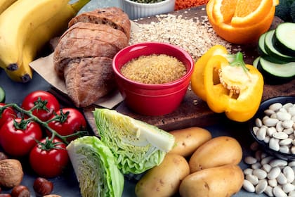 Aunque es una práctica respaldada por sus beneficios, el consumo excesivo puede causar molestias digestivas