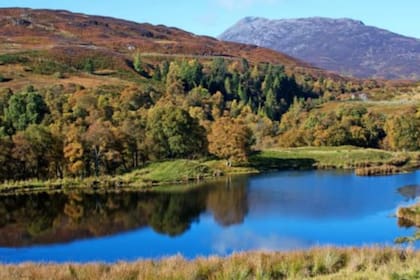 Aunque las laderas norte y sur de Schiehallion son extremadamente empinadas, el este es mucho más suave