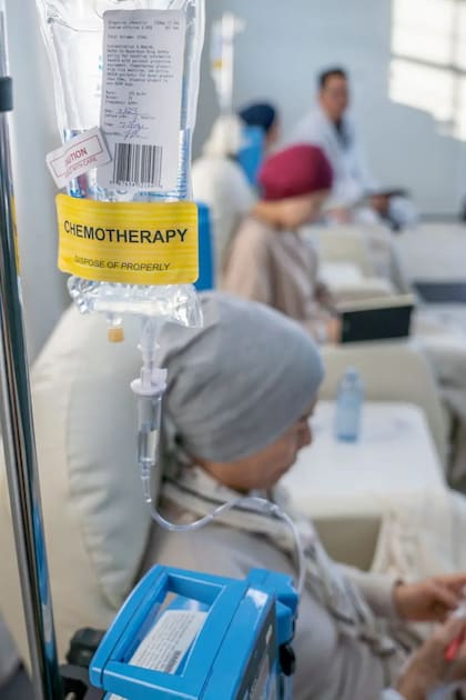Aunque los tratamientos de quimioterapia no están previstos para prolongarse en el tiempo, decenas de personas en Reino Unido los recibieron durante años