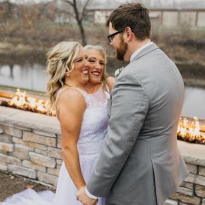 Aunque son siamesas, Josh Bowling se casó con Abby Hensel