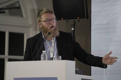 Austin Gellings, director senior de la Asociación de Fabricantes de Equipos de EE. UU (AEM)