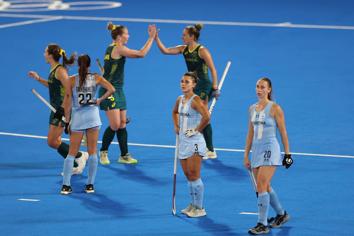 Australia amargó a Argentina sobre el final del partido, con el tiempo cumplido