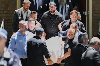 Australia llora a víctima de 10 años de tiroteo en Bondi. Albanese promete leyes contra el odio