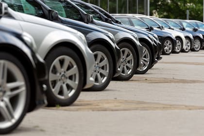 En los primeros cinco meses del año se vendieron 435.923 vehículos nuevos