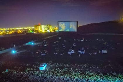 Autocine El Cerro eb Mendoza