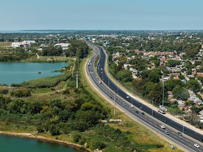 Autopista Buenos Aires-La Plata