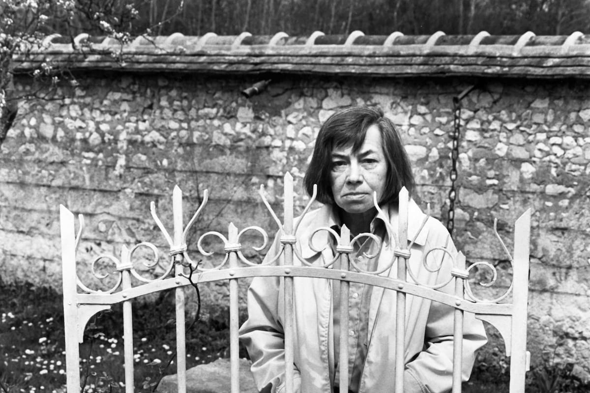 Autora maldita y ermitaña, enemiga de los finales abiertos, su obra puede leerse como una tesis sobre el daño que puede generar una persona sobre otra. Sus cinco primeros libros de cuentos se reeditan en un volumen único y shockeante