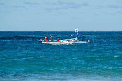 Autoridades dominicanas centran búsqueda en el mar de joven que desapareció en la playa hace 4 días