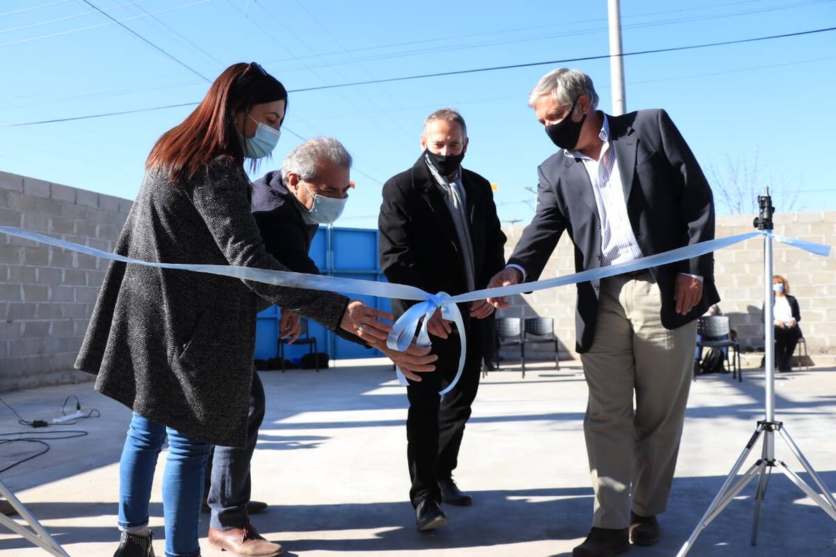 Autoridades provinciales de Córdoba y CampoLimpio firmaron el acuerdo.