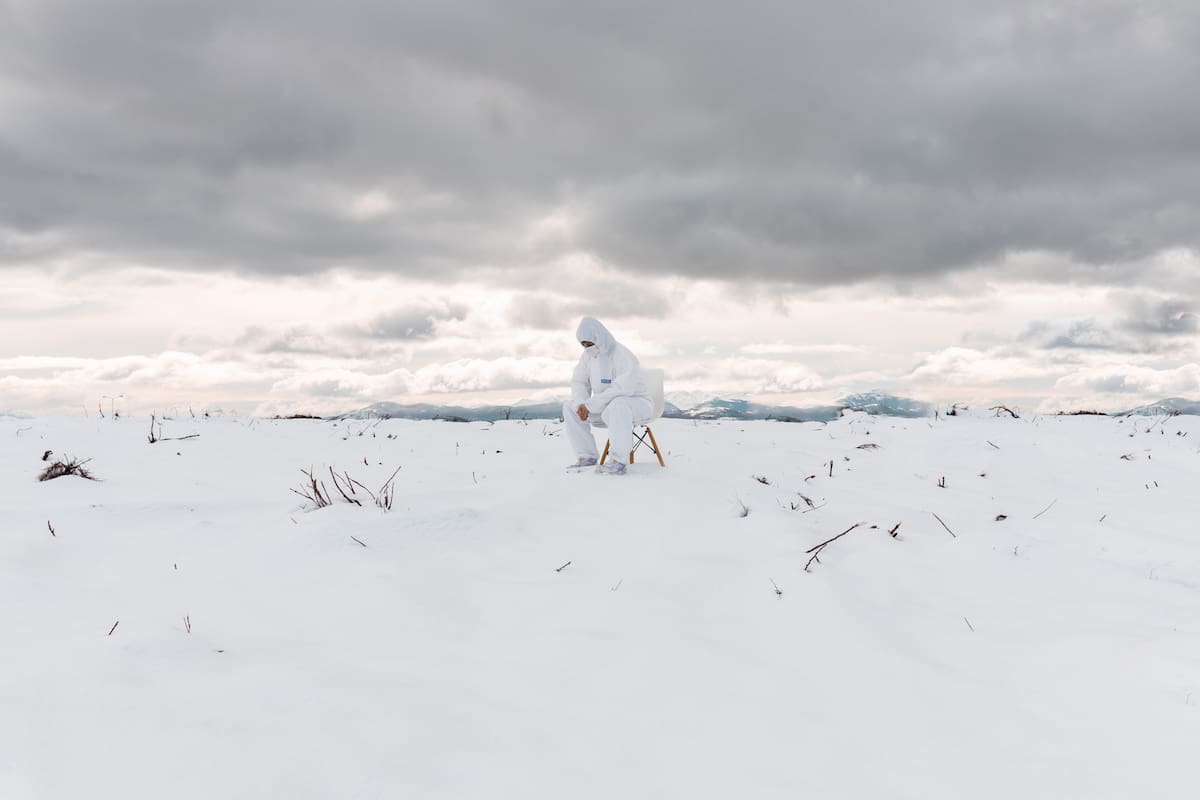 "Autorretrato en blanco", de Marianela Muñiz, ganadora del primer premio del concurso de Bunge y Born para jóvenes artistas