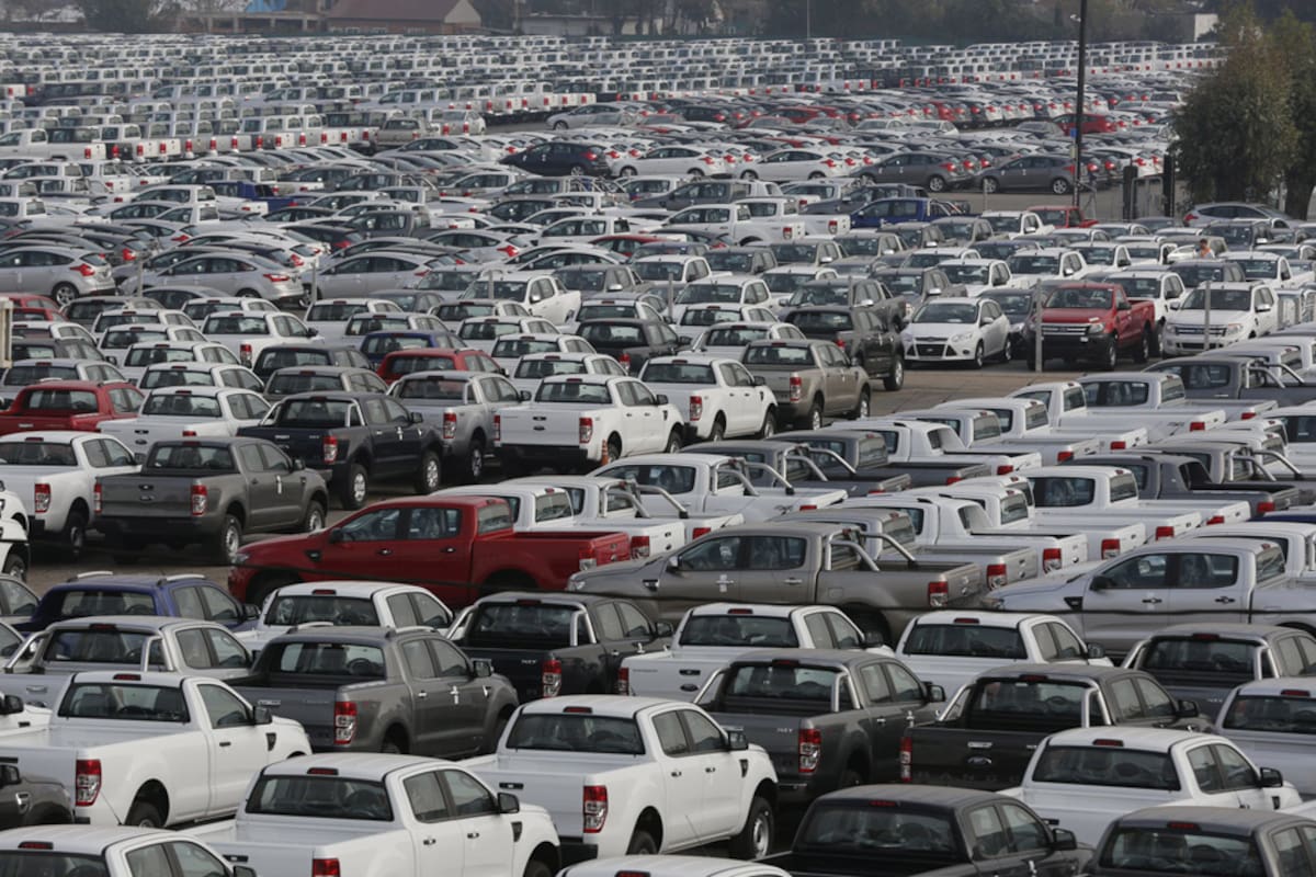 autos automóviles camionetas producción concesionaria planta fábrica Ford Pacheco