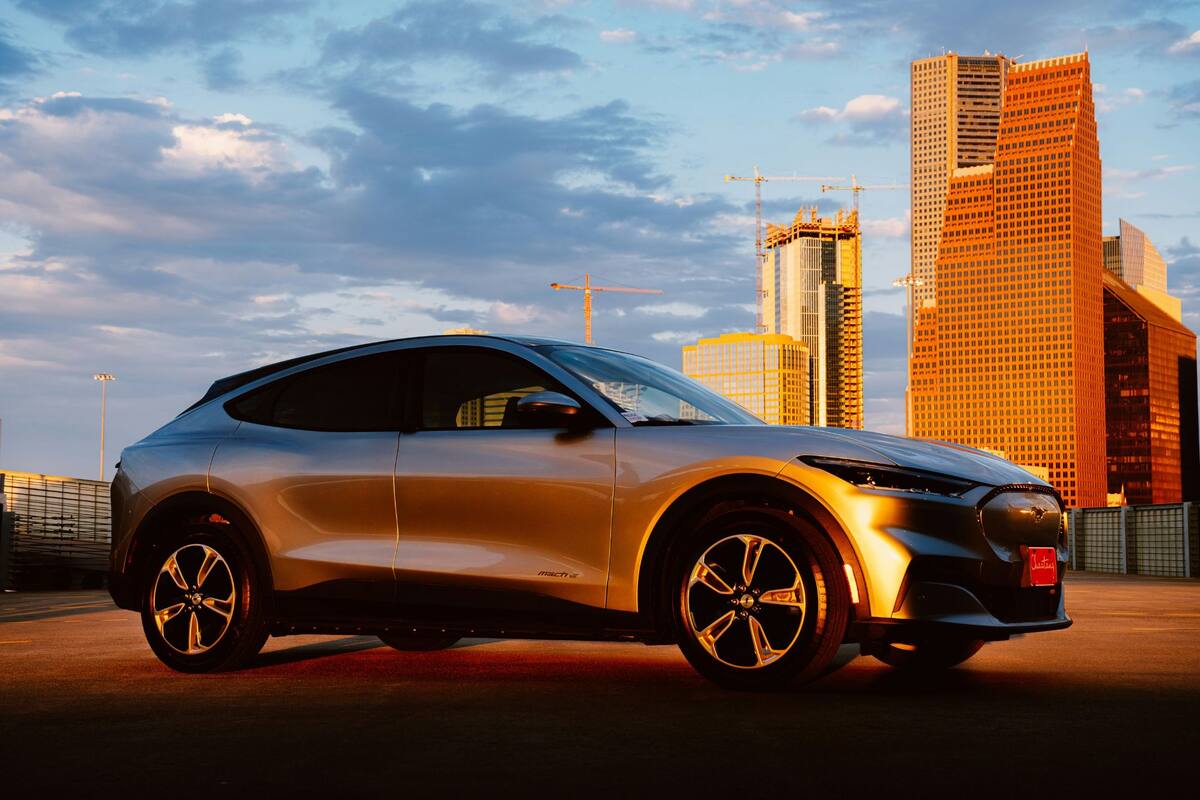 Autos electrificados en California perderán un beneficio en octubre (Unsplash)