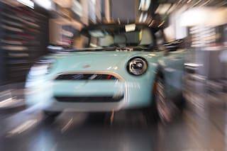 Autos nuevos se vuelven un lujo en EE.UU.: precios promedio rozan los $50.000