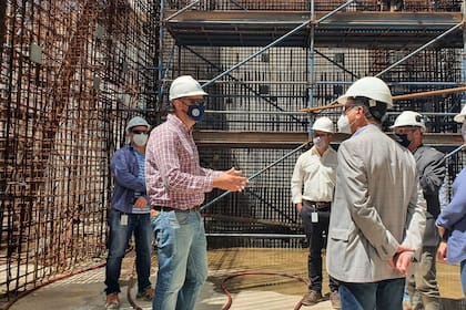 Avanza el primer reactor nuclear argentino