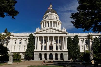 Avanza en California proyecto para endurecer penas por solicitar sexo a adolescentes mayores