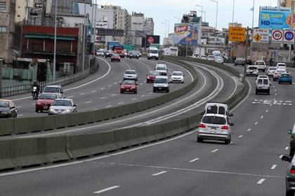 Avanza una ley para dar en concesión 75 predios de la traza