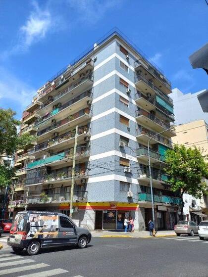 Avenida Juan B. Alberdi 2802/12 ESQ. AV. LAFUENTE 207/11 P.4° “A” UF.13 (C.A.B.A.)