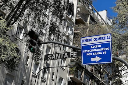 Avenida Santa Fe