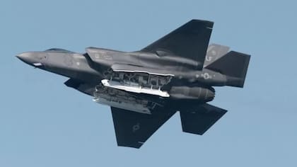 Aviones cazas F-35 estadounidenses.
