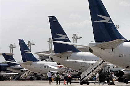 aviones de aerolineas argentina en el aeropuerto Jorge Newbery